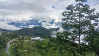 Auf der Fahrt nach Thimphu.