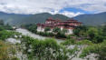 Wunderschön gelegen - der über 400 Jahre alten Punakha Dzong.